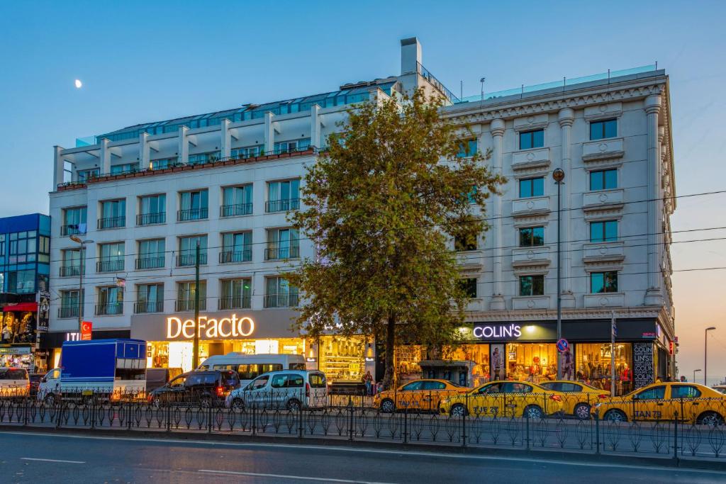 BEYAZSARAY HOTEL - photo 1